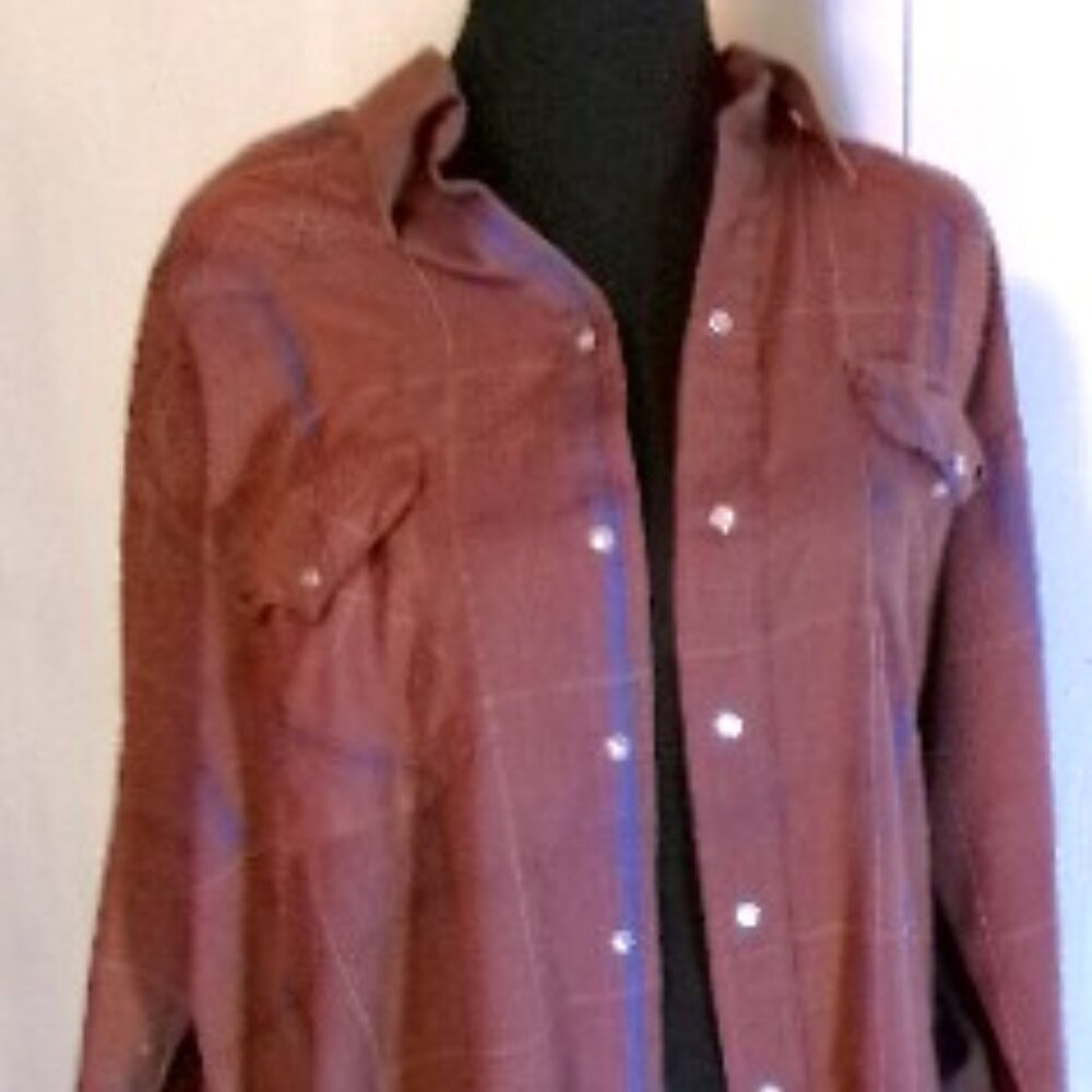 Vintage Ranch & Town Men's Pearl Snap Front Western Shirt
